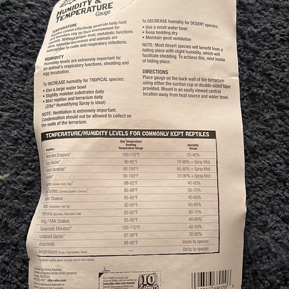 Humidity & temperature gauge - Picture 2 of 2
